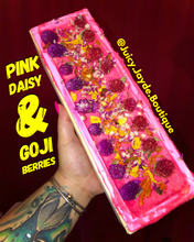 Load image into Gallery viewer, Pink Daisy &amp; Goji Berries Bar
